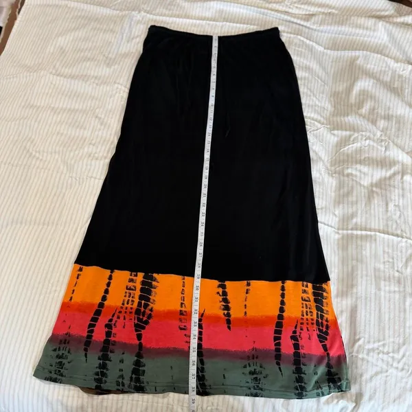 y2k boho indie sleeze vacation beach black maxi skirt with tie dye hem - Image 7