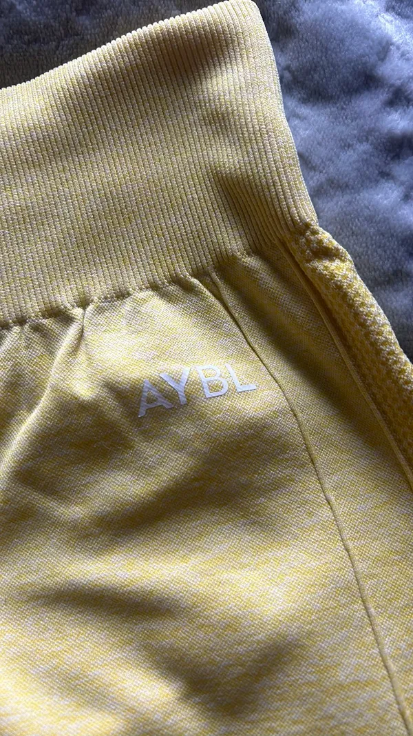 AYBL Seamless Set - Image 4