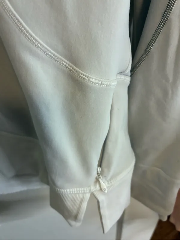 Lululemon pullover white ish - Image 5