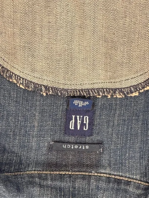 Gap Jeans women's medium blue denim stretch jacket - Image 2