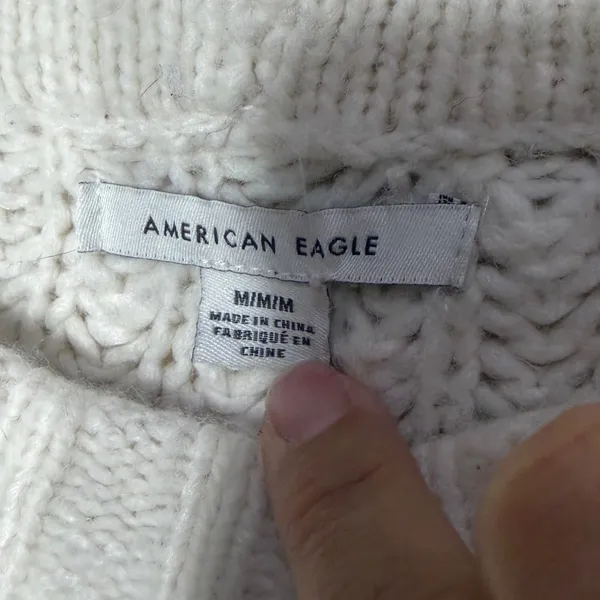 American Eagle Cream/off white Chunky Knit Cropped Sweater Womens Medium - Image 3