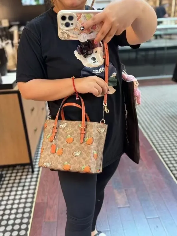 Coach Mollie Tote Bag 25 In Signature Canvas With Orange Print CBB55 - Image 4