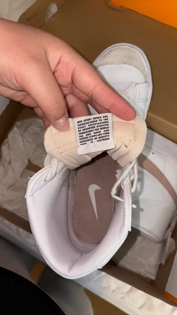 Nike Women’s Blazer Mid 77 - Image 3