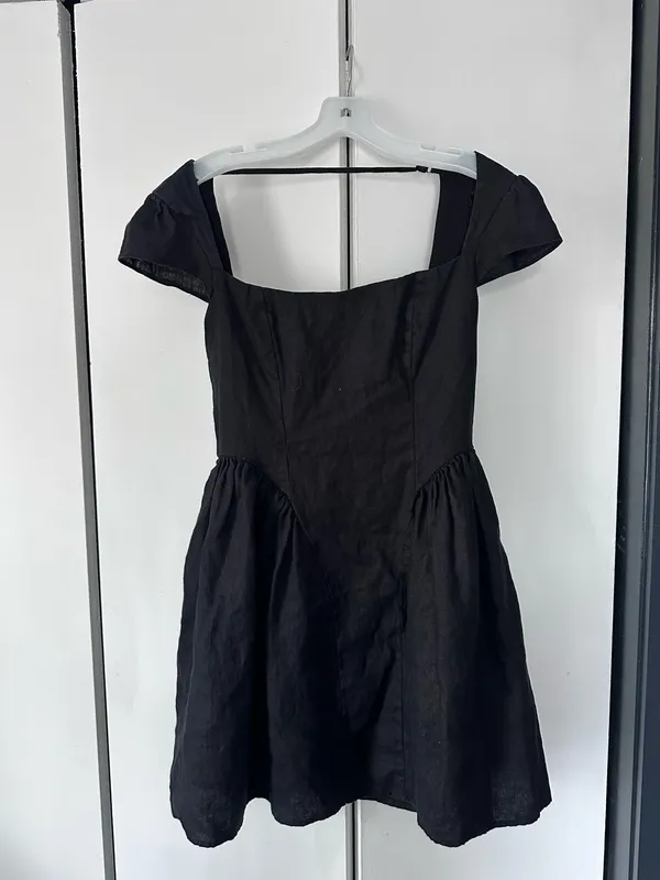 Reformation Linen Dress $228 Black size 6 - Image 4