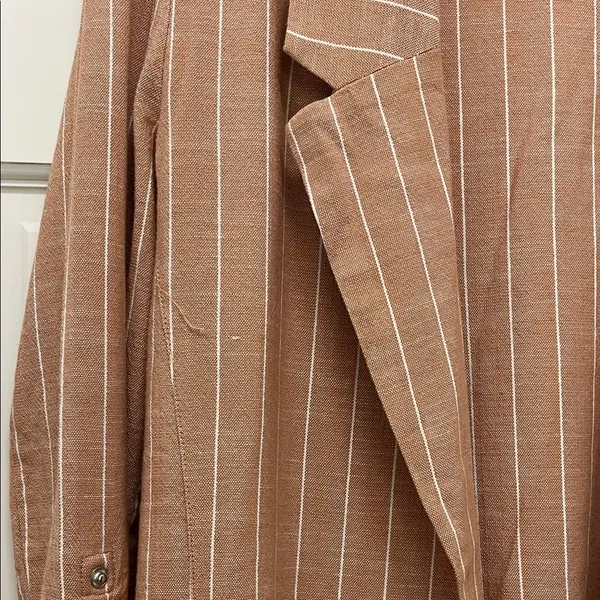 Stradivarius Brown and White Striped One Button Closure Casual Blazer - Sz Small - Image 3