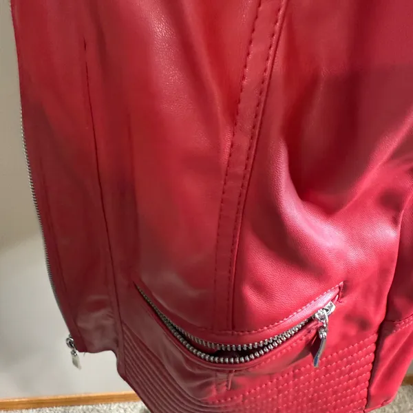 NWT C & A Red Leather Zip - Image 7