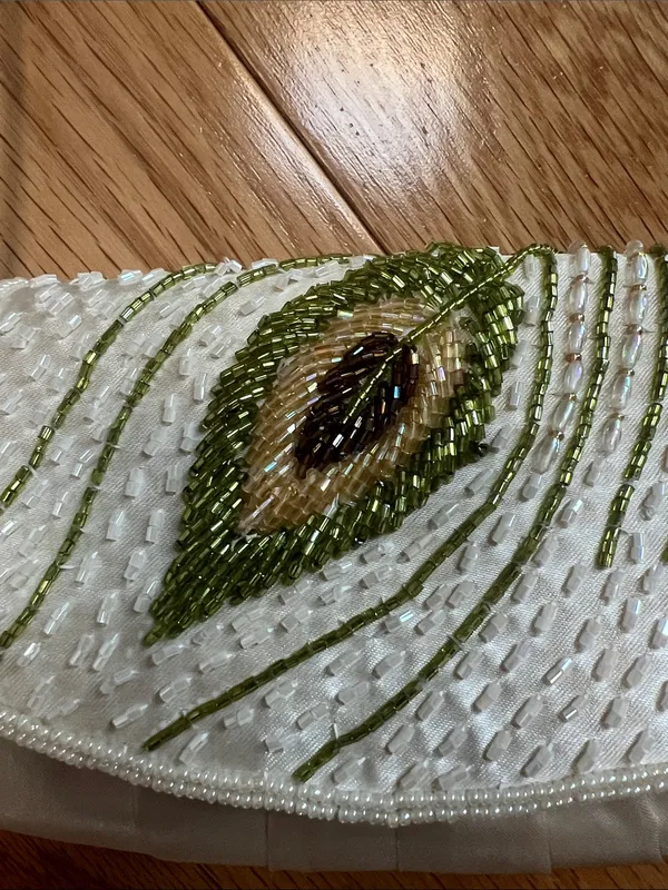 Peacock Ivory Beaded vintage Evening Clutch or shoulder bag - Image 8