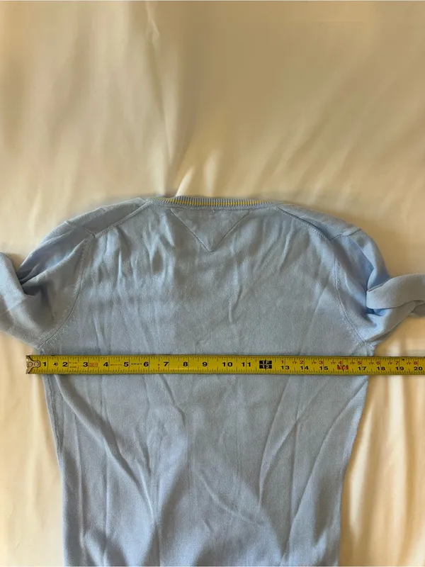 Tommy Hilfiger Light Blue Argyle V-Neck Sweater with Blue & White Diamonds - Image 3