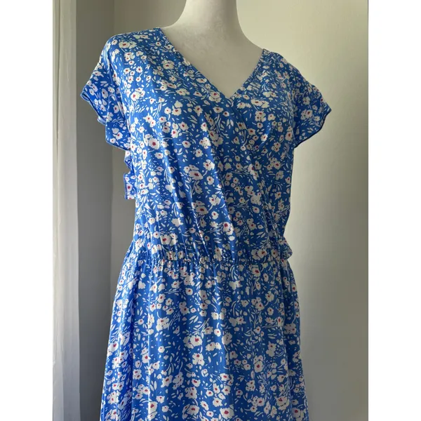 Grecerelle Blue & White Floral Print V-Neck Short Sleeve High Low Maxi Dress - Image 8