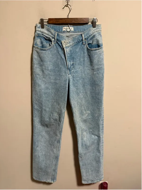 Abercrombie & Fitch 90s Straight Ultra High Rise Jeans Light Crossover 29 (8R) - Image 2