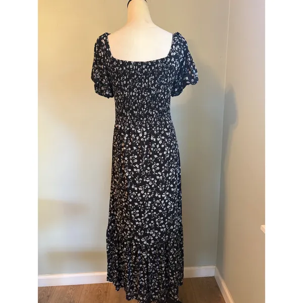 Floral Smocked Maxi Dress Black White Puff Large cottage milkmaid romantic boho - Image 3