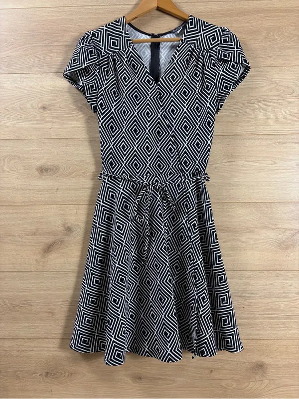SMAK PARLOUR Black/White Geometric Faux Wrap Dress SMALL - Image 7