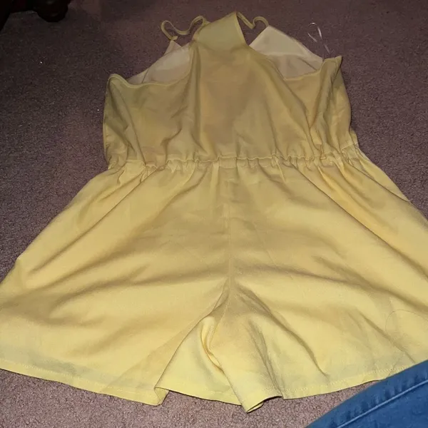 ‎Lulus large yellow romper - Image 9