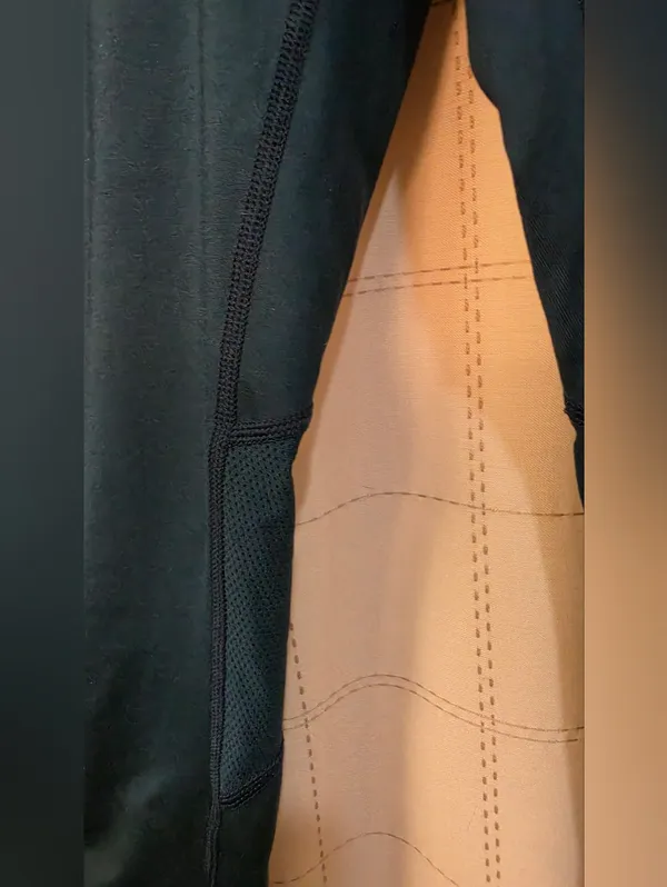 Nike DRI-FIT Capri Active Legging - Image 10