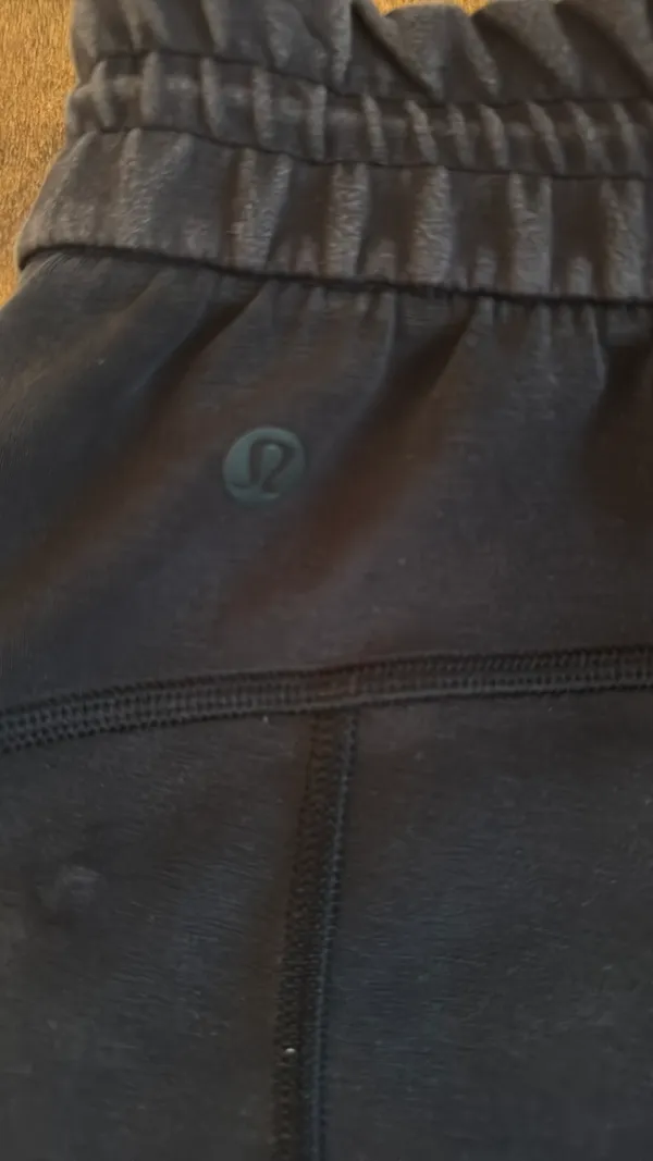 Lululemon scuba shorts - Image 4