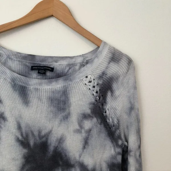 AMERICAN EAGLE Shoulder Stitch Sweater Gray Black ? Tie Dye Boho Crew Neck Boho - Image 6