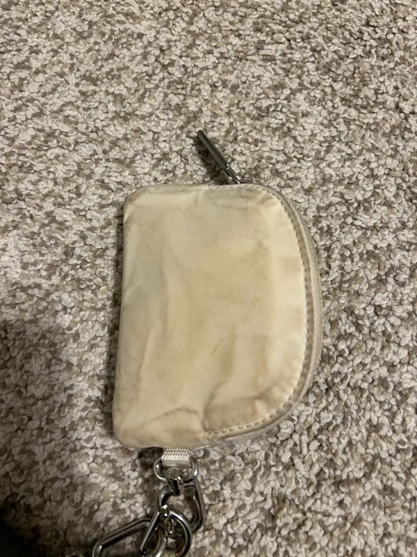 Lululemon Keychain green  - Image 10