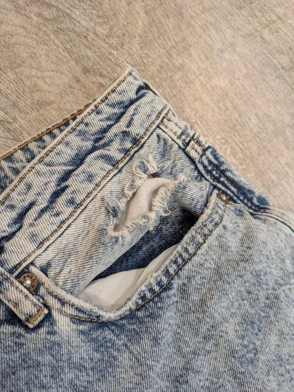 We The Free My Own Lane High Rise Distressed Aid Wash Straight Leg Jeans 31 - Image 5