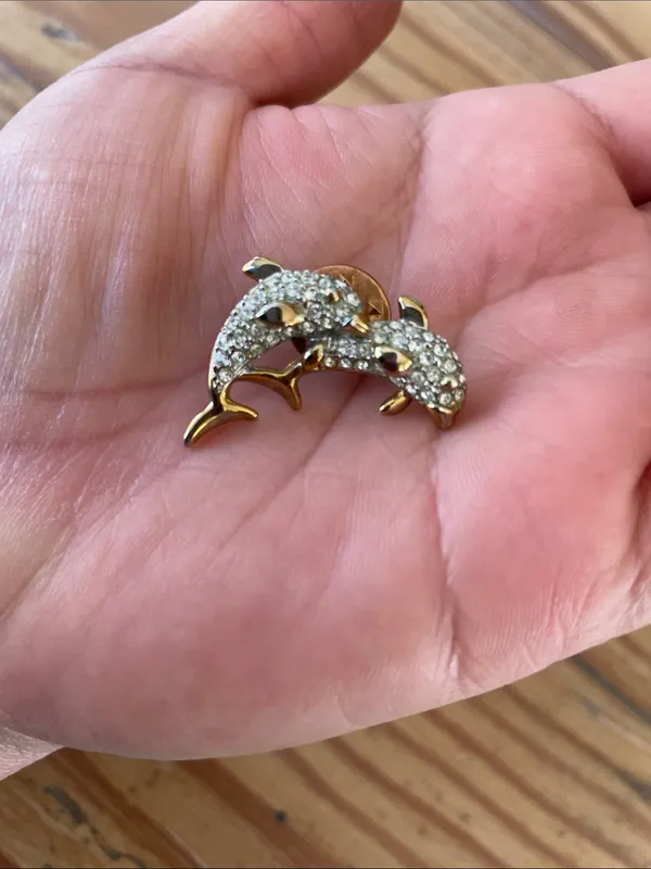 Swarovski Double Dolphin Pin - Image 8