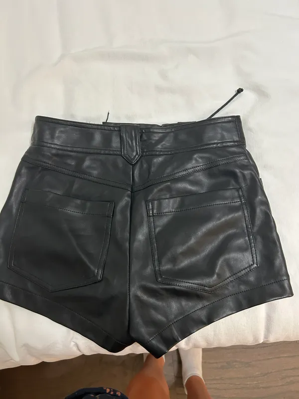 Shorts - Image 3