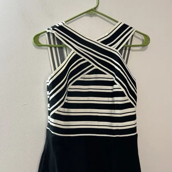 Anthropologie Maeve NWT Black White Crosswise Flare Bandage Dress‎ Size 2 - Image 4
