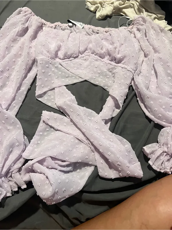 Hello molly crop top tie Lilac Swiss Dot Peasant Top - Image 11