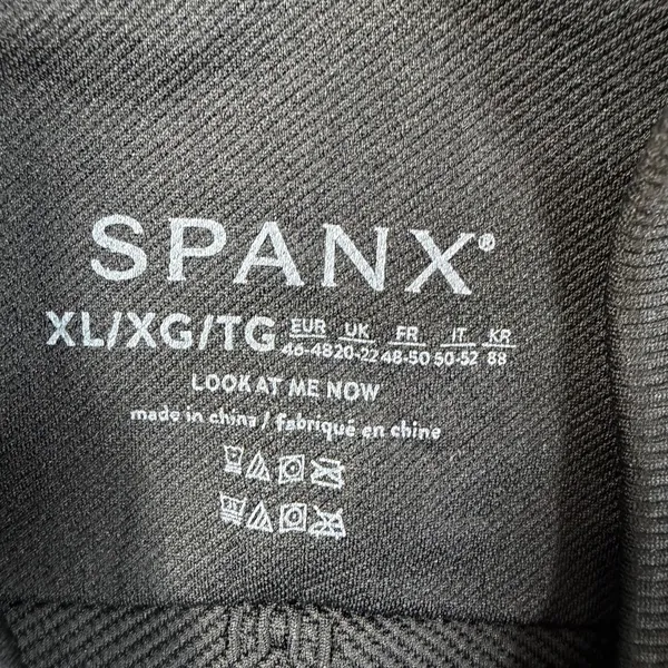 SPANX Rib Seamless Medium Impact Sports Bra Size XL Black Racerback 50238R NWT - Image 6