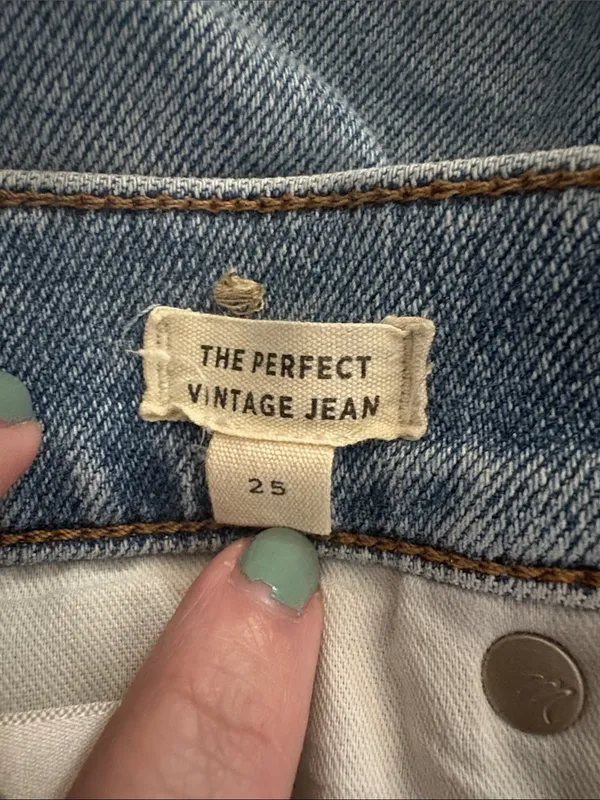 Madewell The Perfect Vintage Distressed Jean, Size 25 - Image 6