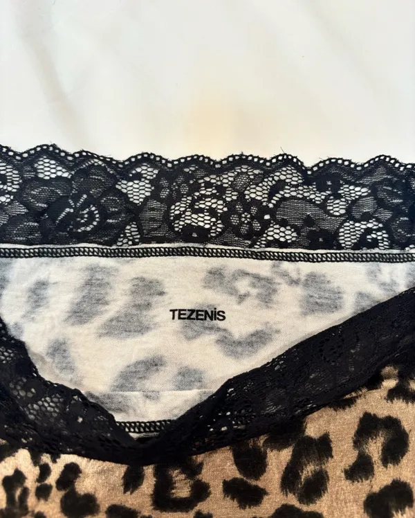 Y2K Tezenis Leopard Print Lace Long Sleeve Top Size S/M - Image 4