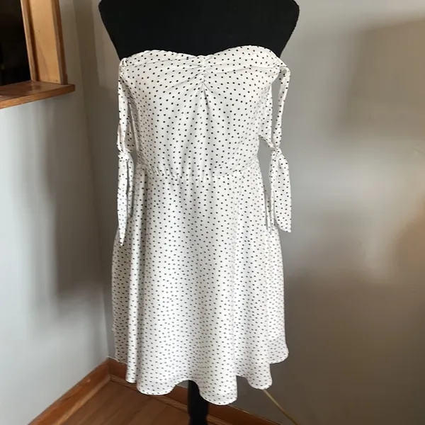 Lulu's‎ Twirl Me Around Off Shoulder Skater Dress Size L - Image 4