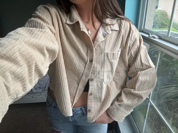 American Eagle Cream Corduroy Jacket - Image 2