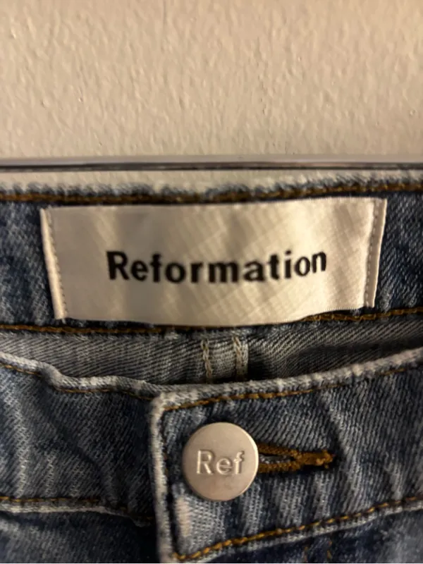 Reformation Distressed Jeans Size 27 - Image 3
