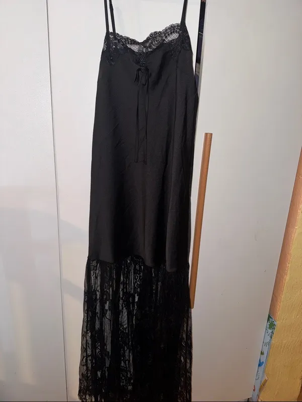 Show me your mumu Celine dress - Image 4
