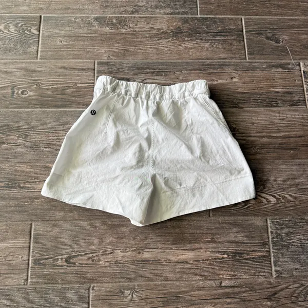 Lululemon Cinchable Waist High Rise Shorts - Image 4