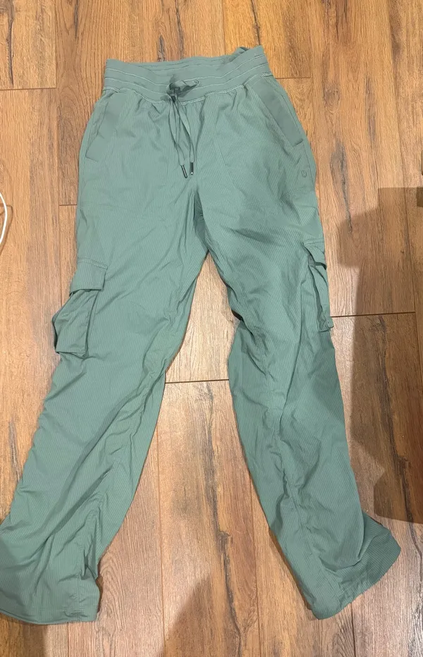 Lululemon Dance Studio Relaxed-Fit Mid-Rise Cargo Pant - Image 2