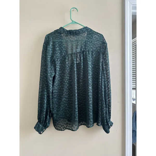 NWT Chico's Darkest Spruce Clip Jacquard Soft Shirt Size 3 Green Sheer Floral - Image 5