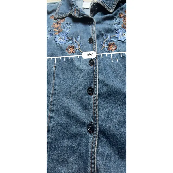 Coldwater Creek Floral Embroidered Denim Button Up Shirt Women’s 12 P - Image 6
