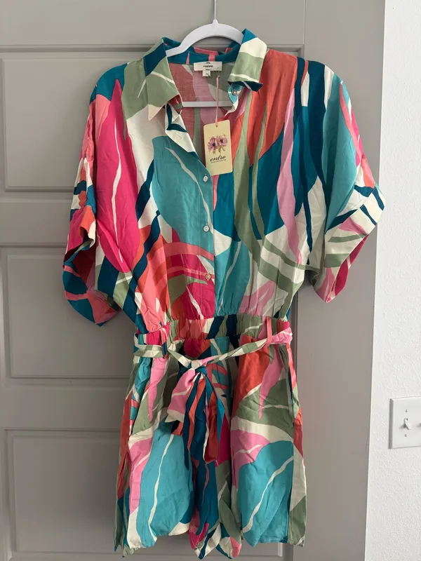 Entro Oversized Floral Tropical Romper - Image 3