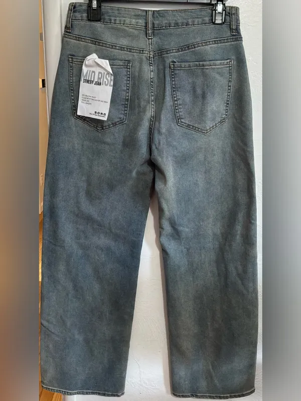 #84 NWT S.O.N.G Women’s Mid Rise Street Jean Wide Leg Size 28/7 - Image 2