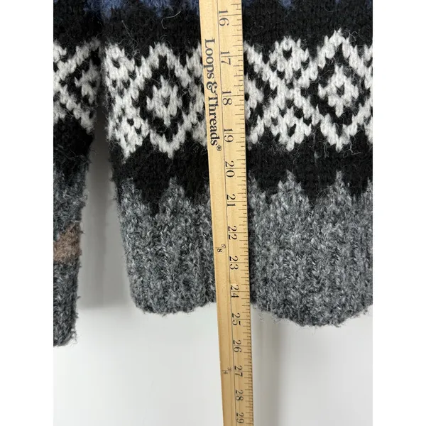 Evereve Fair Isle Fuzzy Knit Sweater Blue Gray Black Nordic Cozy Winter M - Image 6