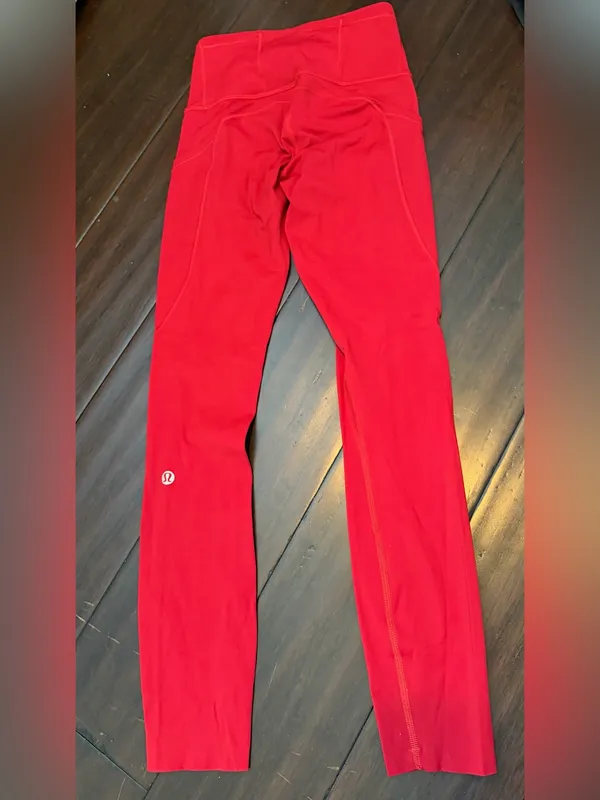Lululemon Fast & Free Tights with drop in side pockets red Leggings Sz 0 - Image 2