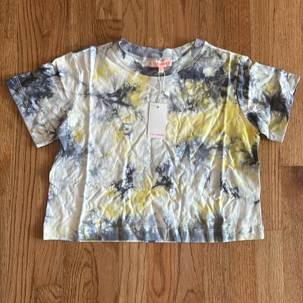 Re:named Yellow and Grey Tie Dye Cropped Tee Nwt size small - Image 4
