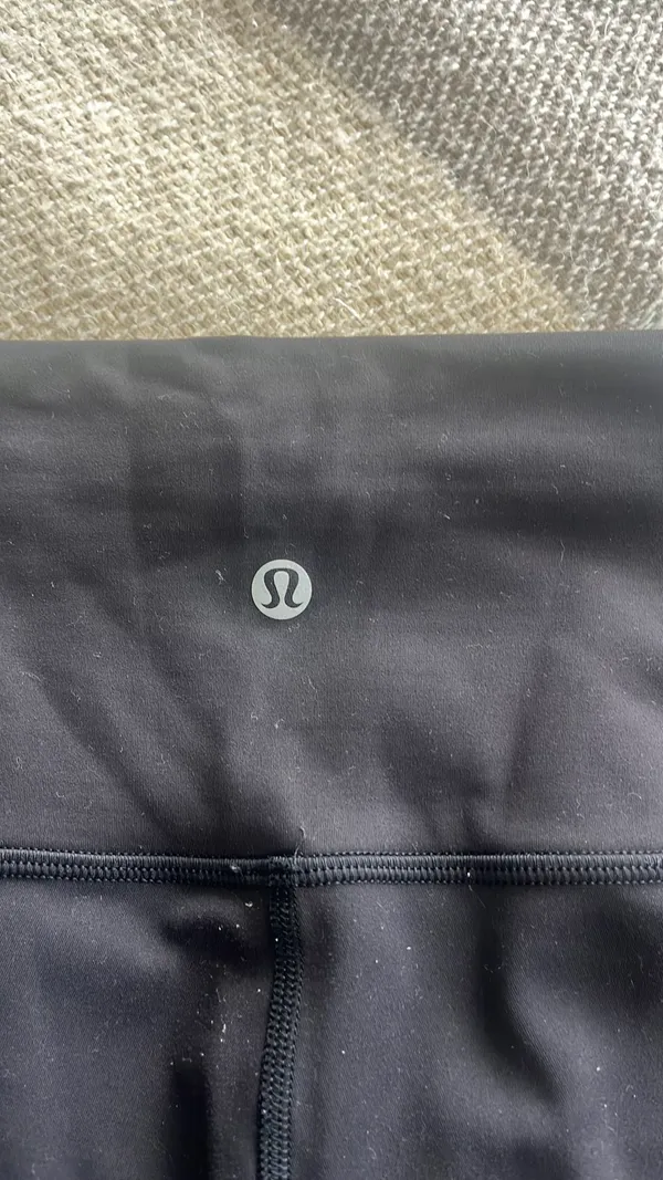 Lululemon Wunder Under Shorts - Image 3