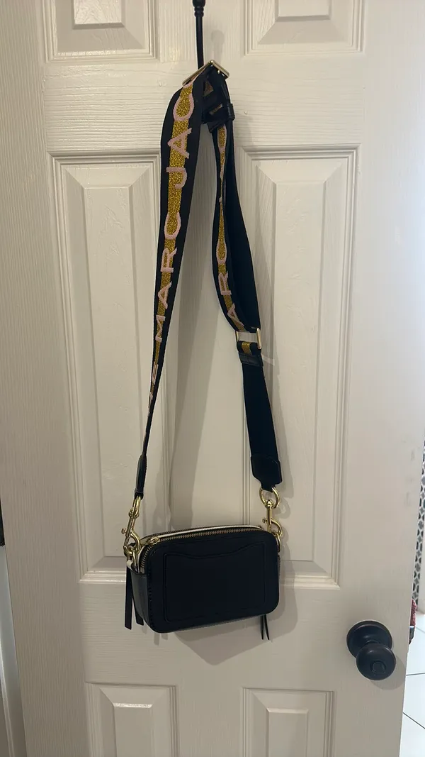 Authentic Marc Jacobs snapshot bag - Image 2