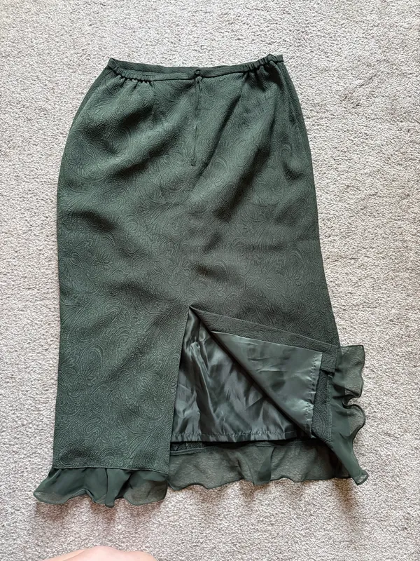 Vintage style Green Embroidered Midi Maxi Skirt - Image 4
