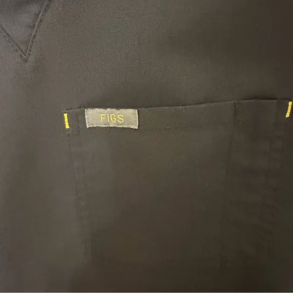Figs Charcoal Grey Catarina One Pocket Scrubs Top - Image 4