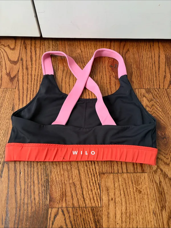 Wilo Women’s Black Sports Bra Pink Straps and Coral Band Size Medium - Image 2