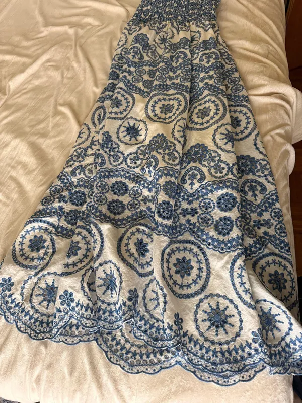Blue and white crochet maxi dress - Image 4