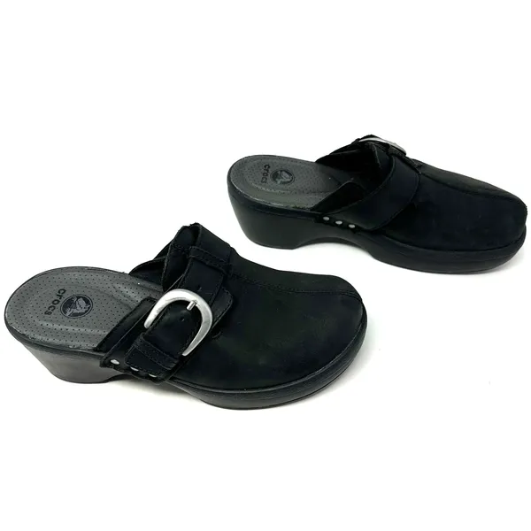 Crocs‎ Size 7 Slip On Clogs Black Style 15513 2.5 in Heel Silver Buckle Comfort - Image 3