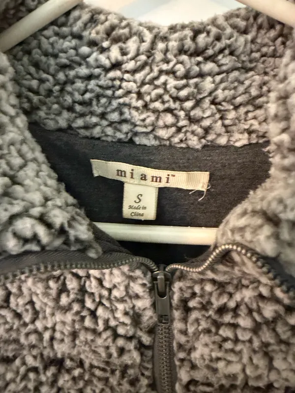 Mi ami Gray Sherpa Quarter - Image 3
